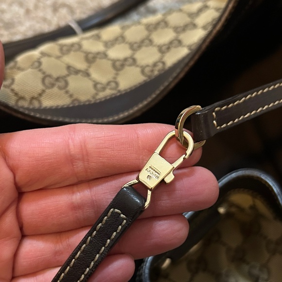 254. Gucci Abbey D-Ring Bag - Picture 10 of 14